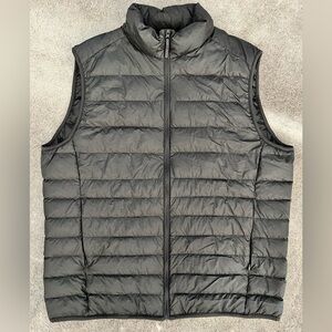 Men’s Uniqlo Lightweight Puffer Vest